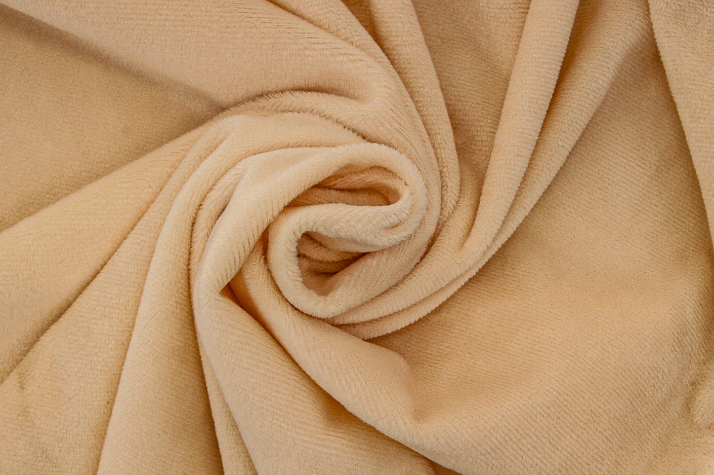 Tela de peluche microvelboa 2 mm 9051