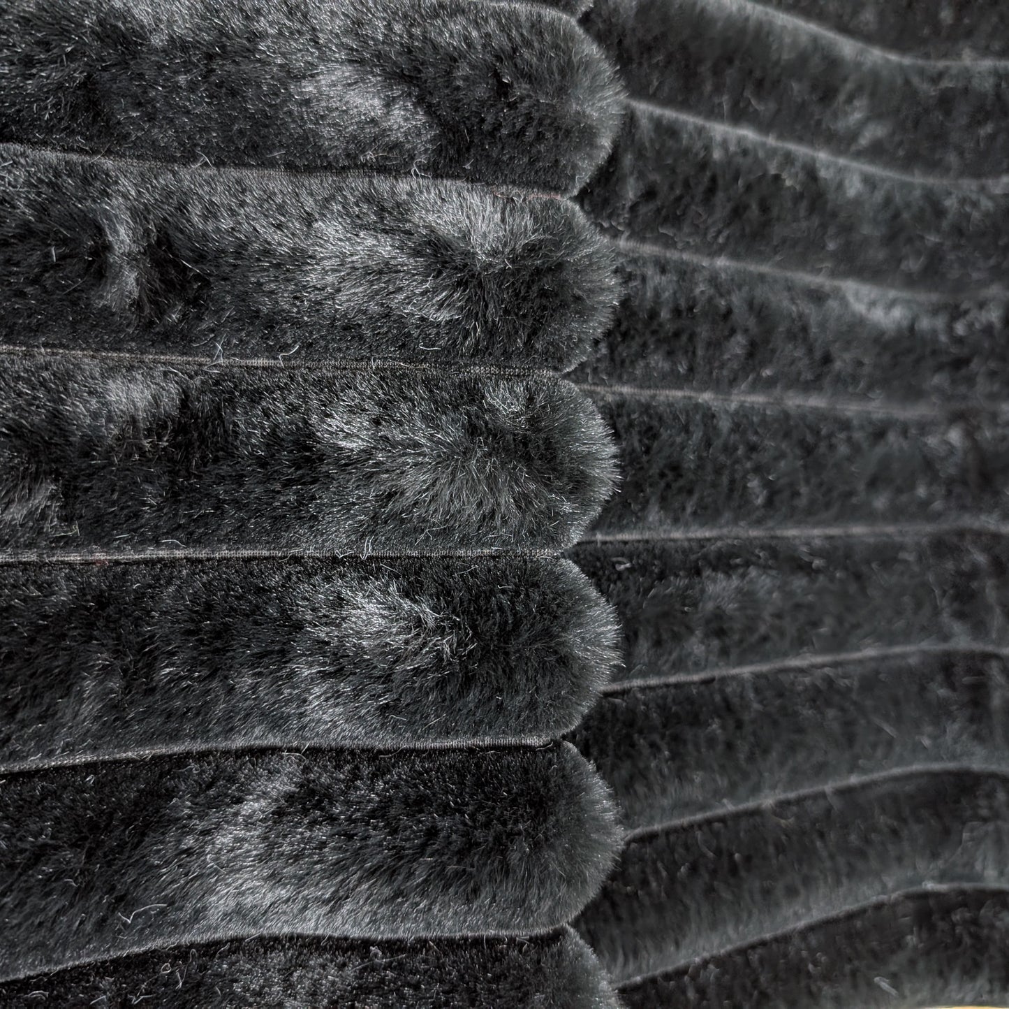 Tela de peluche pelusoft barras 15 MM 9081