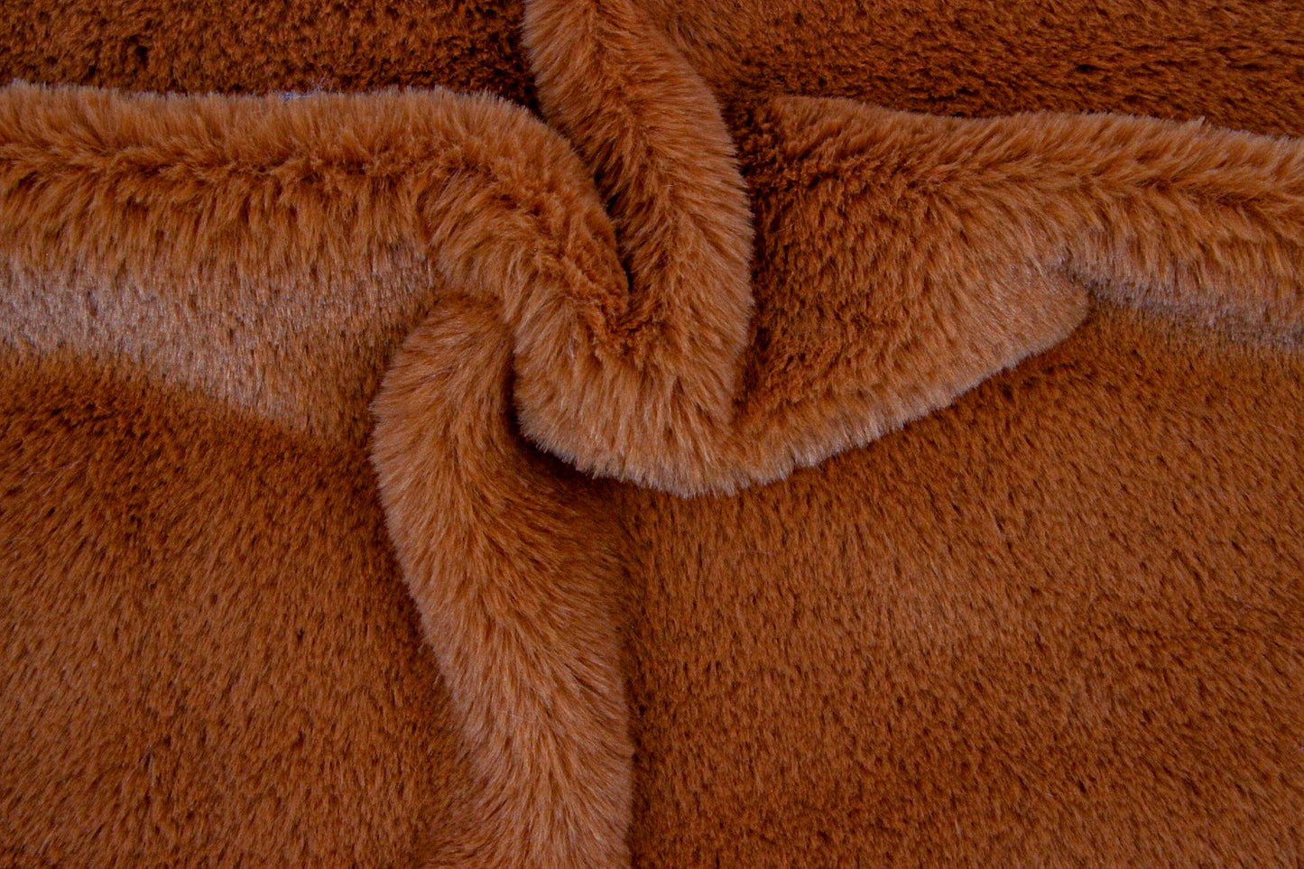 Tela de peluche pelusoft 15 mm 9056