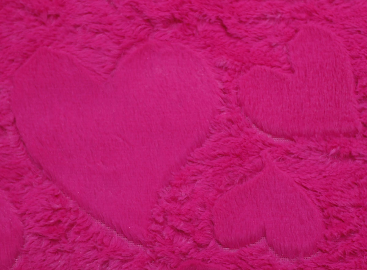 Tela de peluche corazón 9021